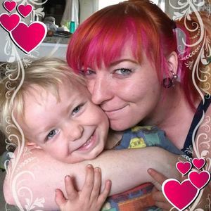 Meet your Posher, Chrystal